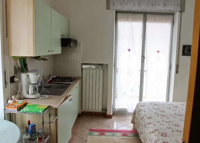 Stella Angela Daire Bardolino